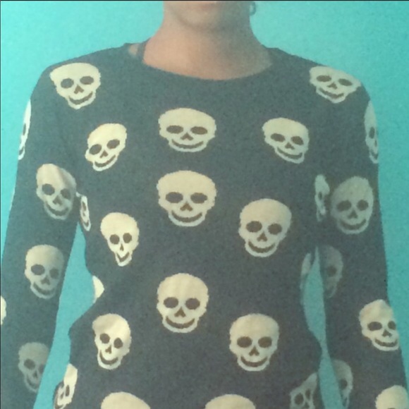 TCEC reversible skull SOFT sweater pullover - Picture 7 of 7